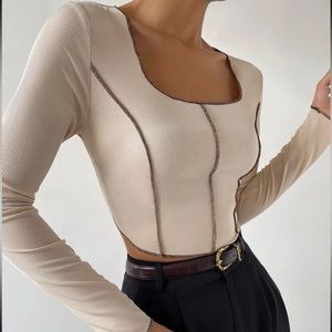 Long sleeve beige crop top